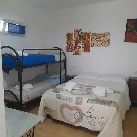 Guest House 3* Parabita